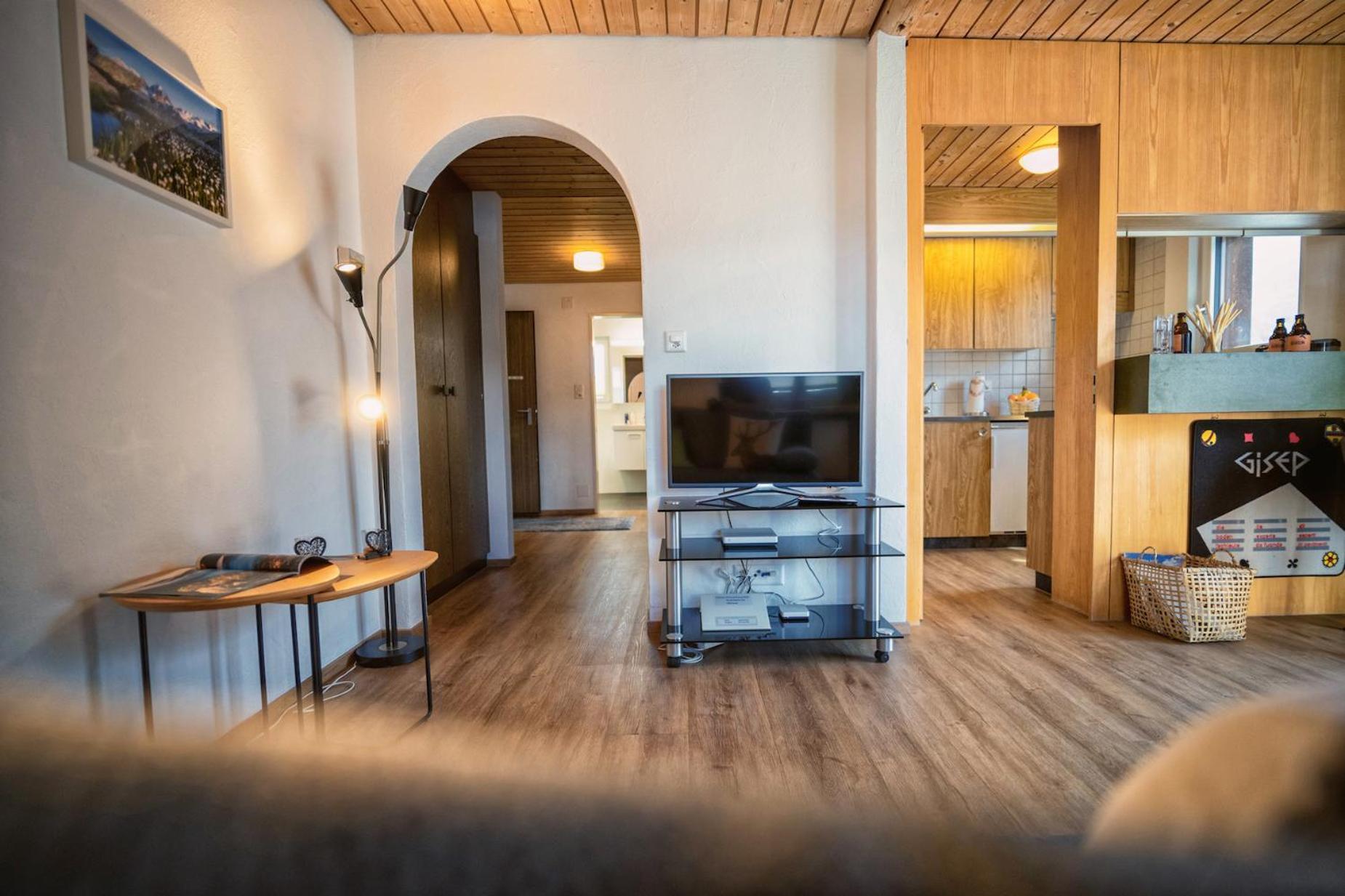 Chasa Gisep Appartement Scuol Buitenkant foto